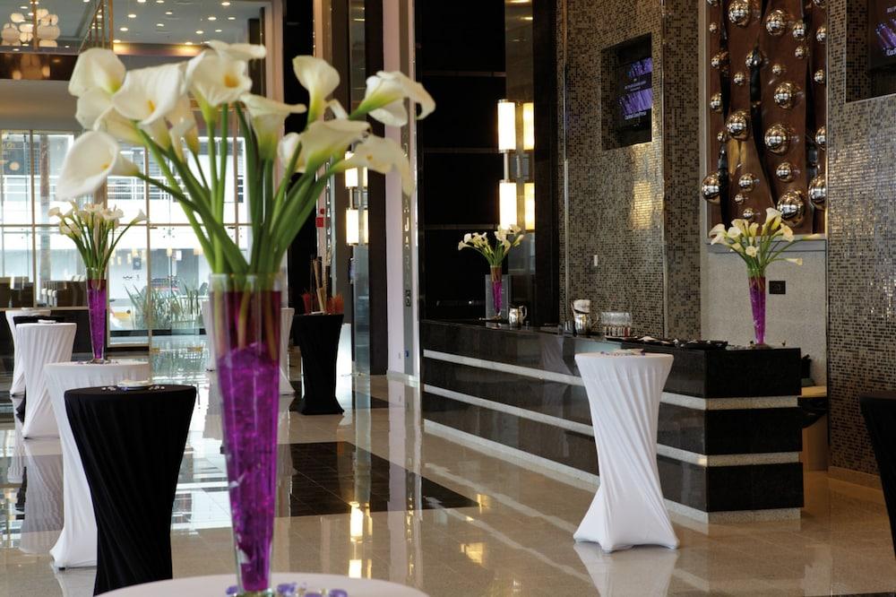 Отель Riu Plaza Гвадалахара Экстерьер фото